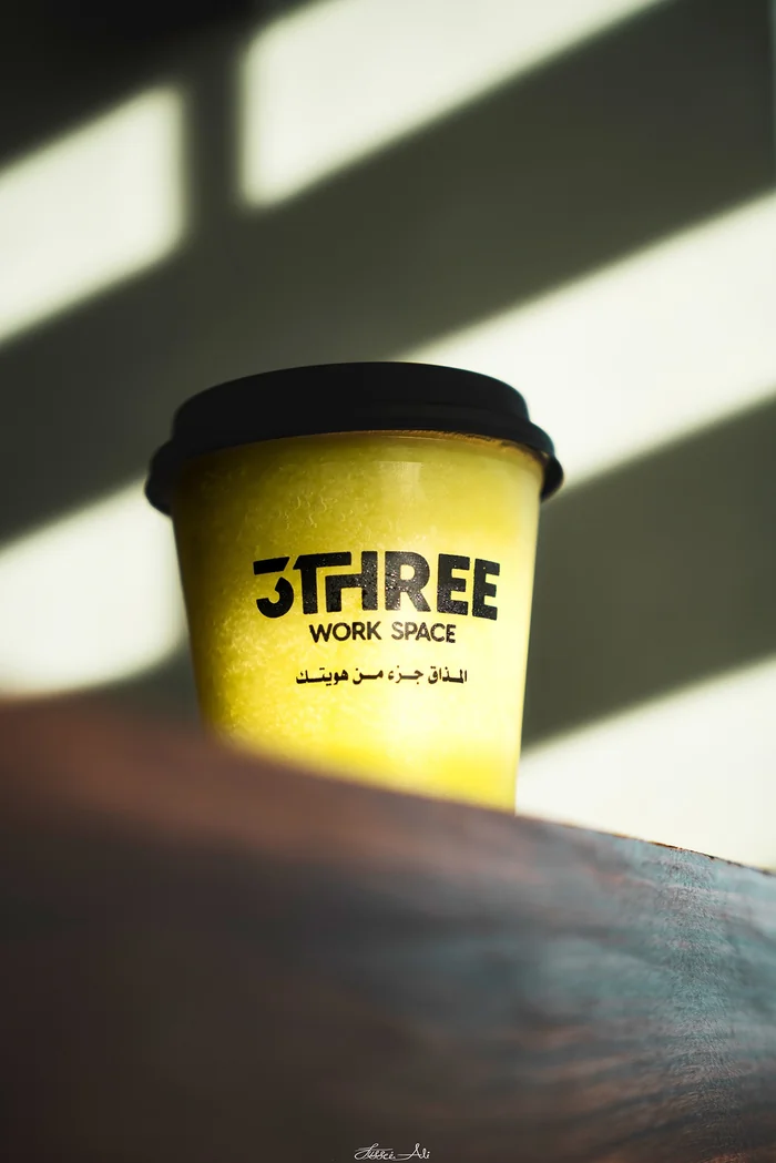 القهوة في ضوء الصباح